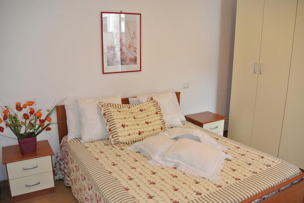 Casa Vacanze Villa San Francesco Sant'Angelo  Bilik gambar